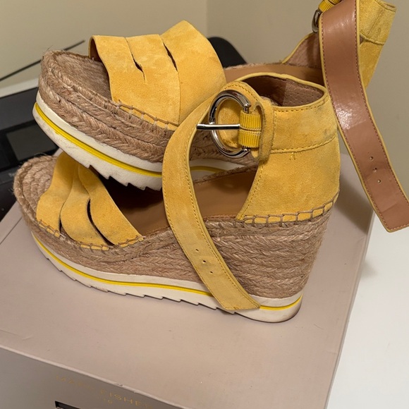 Zara Yellow Wedge Sandals - Picture 6 of 8
